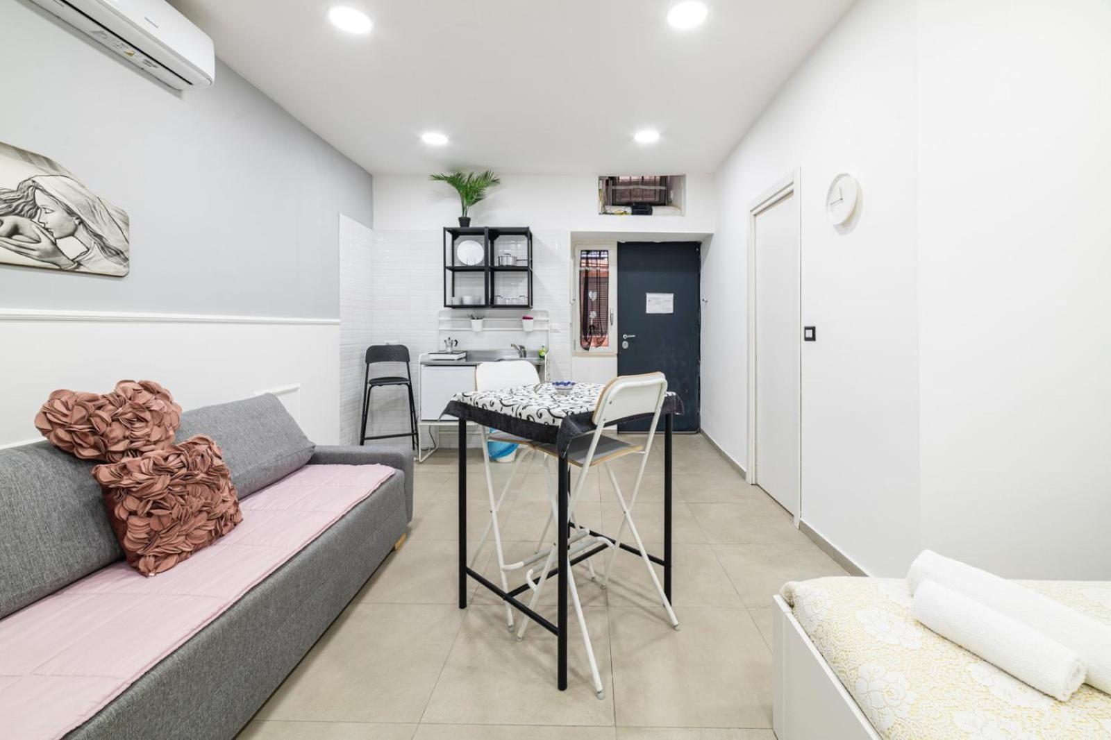 Many House Apartment Naples Exterior photo